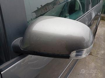 Specchietto sx Volkswagen Touran anno 2008