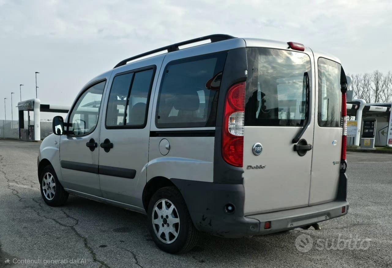 Fiat Doblò 2006 photo 2