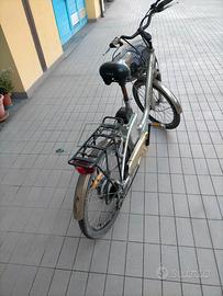 bici pedalata assistita