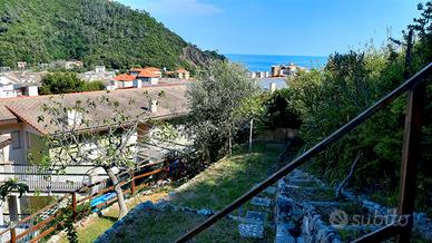 Deiva Marina vicino spiaggia