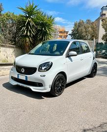 Smart ForFour Turbo 0.9 BRABUS kit