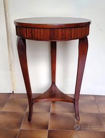 Tavolino rotondo scannellato