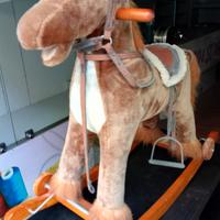 cavalluccio a dondolo 