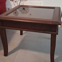 Tavolino con vetro