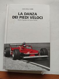 libro sulla storia di vari piloti