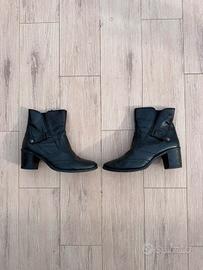 Stivaletti 7Miles Pelle Nera con Tacco e Cerniera