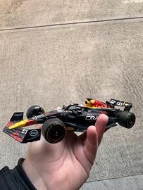 F1 Red Bull Max Verstappena scala 1:24 nuova