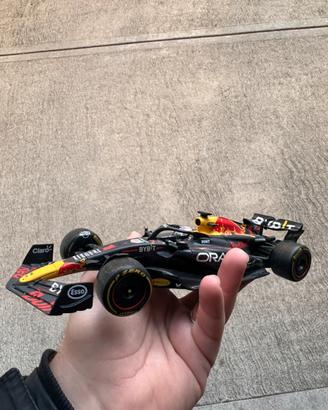 F1 Red Bull Max Verstappena scala 1:24 nuova