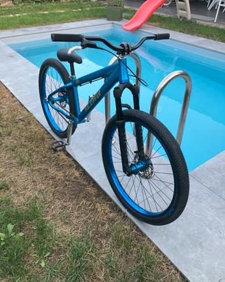 Wheelie bike se bike