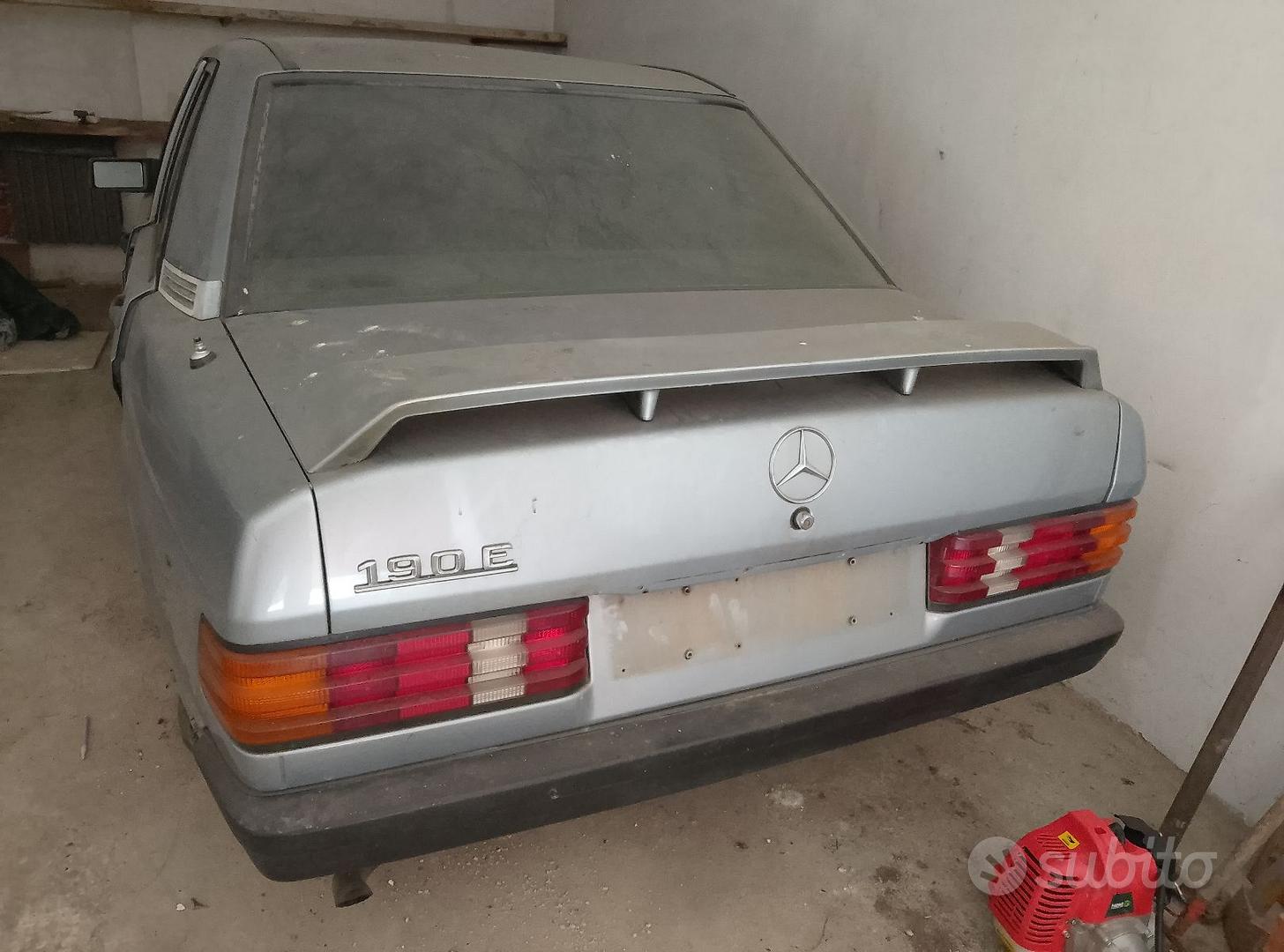 Mercedes-Benz 190E 1990 photo 3