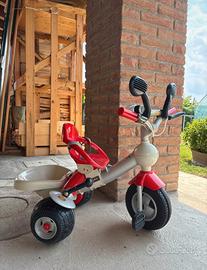 Triciclo per bambini e bambine