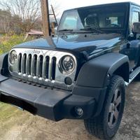 Jeep wrangler con problemi al motore