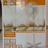 Ventilatore a piantana marca Kennex
