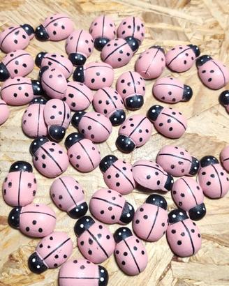 Set di 10 coccinelle di legno rosa con biadesivo