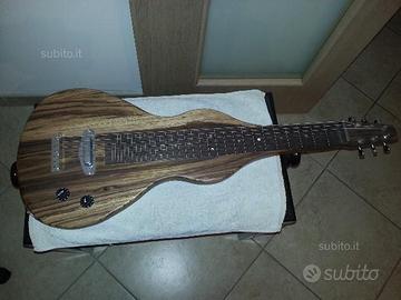 Chitarra Hawaiana / Lap Steel