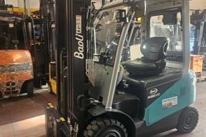 Carrello elevatore elettrico 2500kg