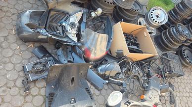 Kymco Grand Dink 250 ricambi 