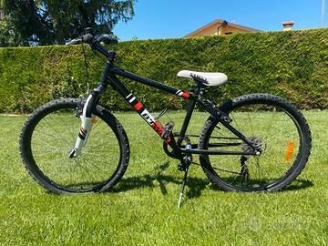 Bici B Twin Rockrider 24 pollici