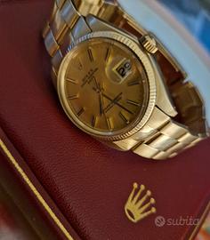 Rolex Oyster Perpetual Date 34mm in Oro Massiccio.