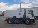 iveco-eurocargo-120e18-spazzatrice