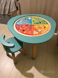 Tavolo Mukako con sedia e piani aggiuntivi