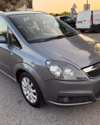 OPEL Zafira 1.6 16V Twinport Cosmo senza nessun
