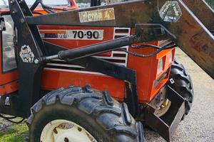 TRATTORE FIAT 70 90 con caricatore