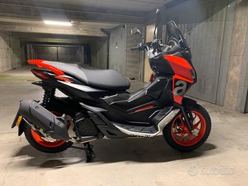 Aprilia sr 200 gt