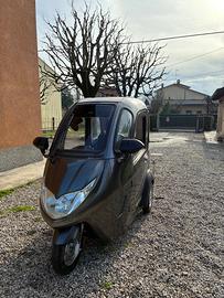 Scooter elettrico per anziani