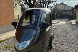 Scooter elettrico per anziani