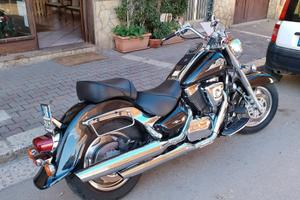 Moto Suzuki Intruder LC 1500