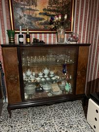 Mobile vetrina vintage