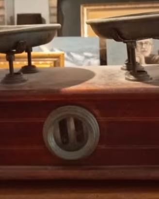 Bilancia rara vintage con pesi