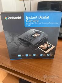 Polaroid instant digital camera