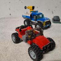 Lego City Police Duello fuori strada multicolore. 