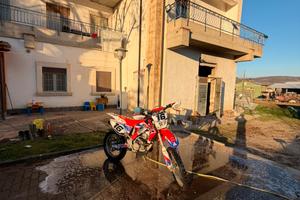 Honda crf 300