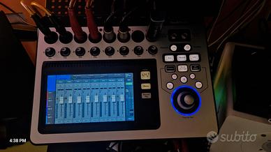 Mixer digitale qsc touxchmix 8 