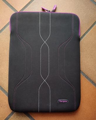 Custodia morbida per pc portatile