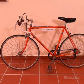 Bici “Colnago “ anni ‘70 telaio Arancione