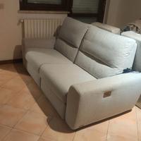 Divano Poltrone e Sofà  3 posti come NUOVO
