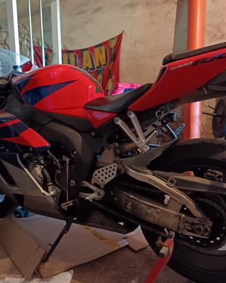 cbr 1000rr del 2005