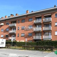 6 LOCALI CON BOX AUTO