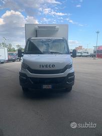 Iveco daily frigo euro 6 con solo 99350 kilometri