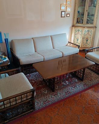 Salotto etnico anni 80 in rattan