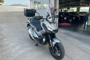 X-adv 750