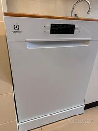 Lavastoviglie Electrolux  serie 300 60 cm 13 cop
