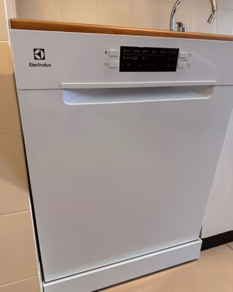 Lavastoviglie Electrolux  serie 300 60 cm 13 cop
