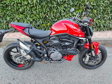 Ducati Monster 937 PLUS