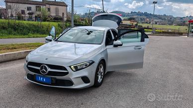 Mercedes classe A180d business extra