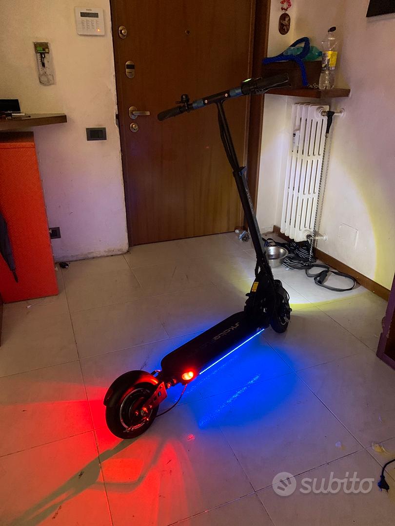 Monopattino elettrico 600 watt Biciclette In vendita a Monza e